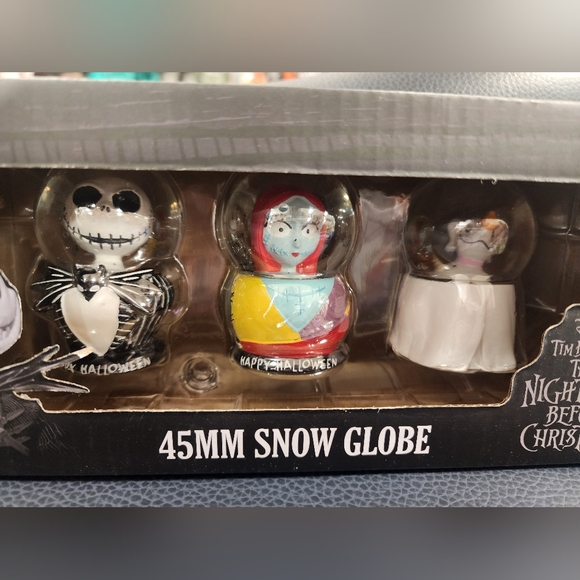Mini Nightmare Before Christmas Snow Globes - Set of 3 Halloween Globes - Picture 5 of 8